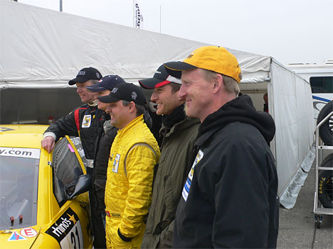 Kurt Thiim (Formel 3 og DTM mester) foran Timo Scheider (DTM mester, Audi), Pierre von Mentlen (DMV mester 2007), Peter Rubatto (3 gange Super Bike mester)